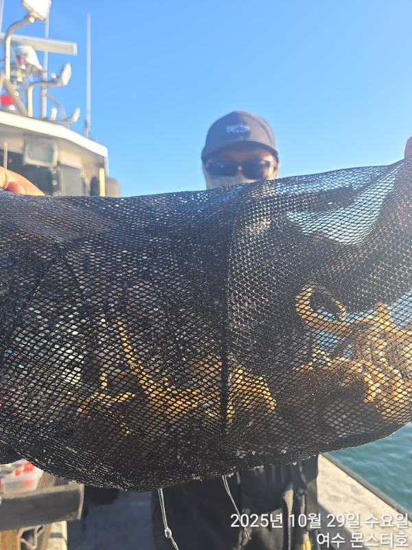 BandPhoto_2025_10_29_18_42_55 (1).jpg