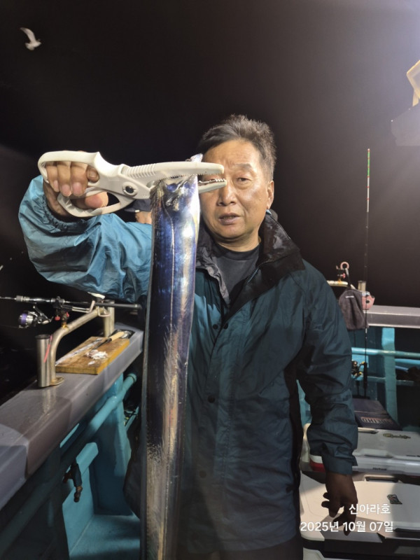바다꾼낚시(신아라호)_사진_20251008_2.jpg