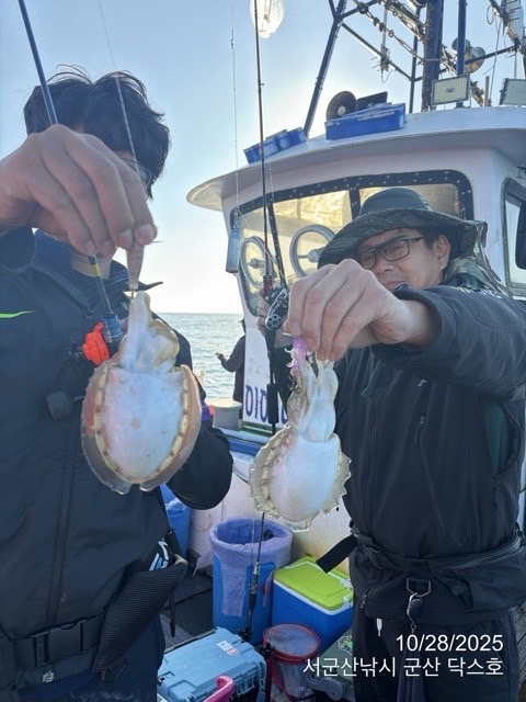 군산 선상낚시, 바다낚시 출조 전문 ☆서군산낚시☆_사진_20251028_11.jpg