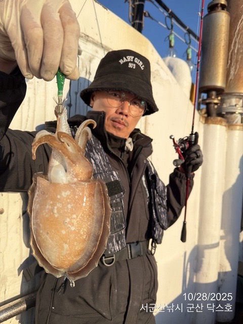 군산 선상낚시, 바다낚시 출조 전문 ☆서군산낚시☆_사진_20251028_20.jpg