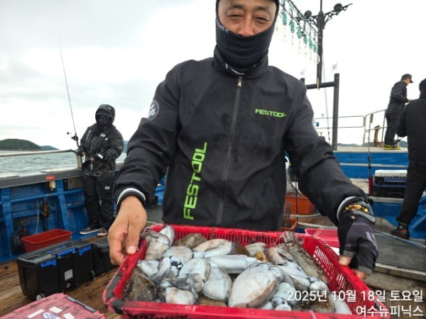 10월18일갑오징어 (13).jpg