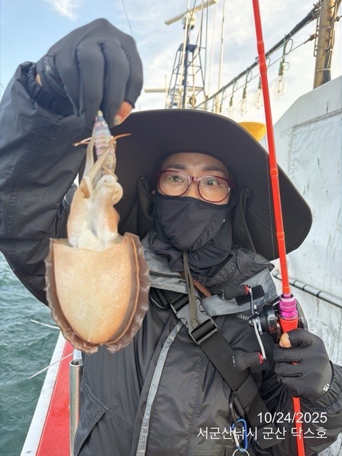 군산 선상낚시, 바다낚시 출조 전문 ☆서군산낚시☆_사진_20251024_19.jpg