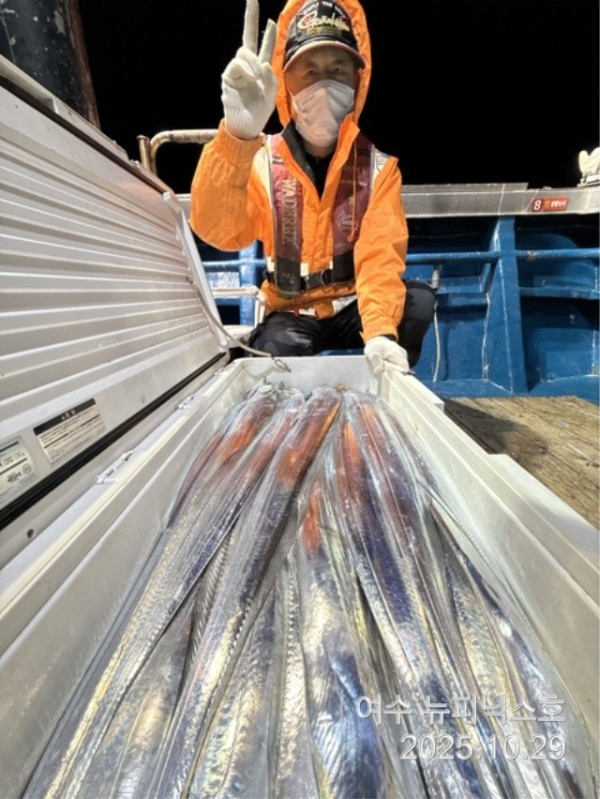 20910월29일갈치 (10).jpg
