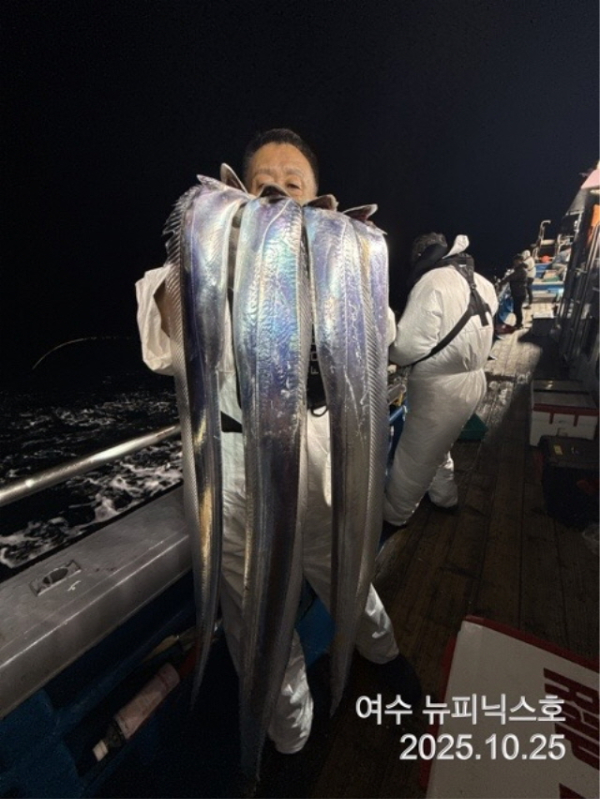 큰10월25일갈치 (18).jpg