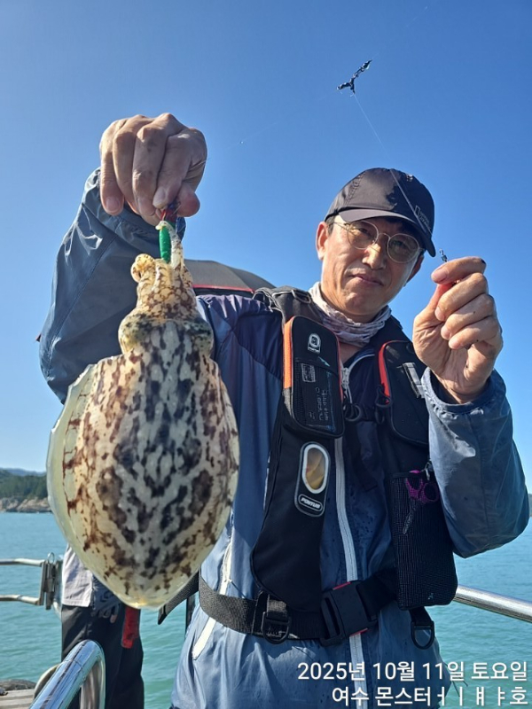 BandPhoto_2025_10_11_19_36_42 (1).jpg