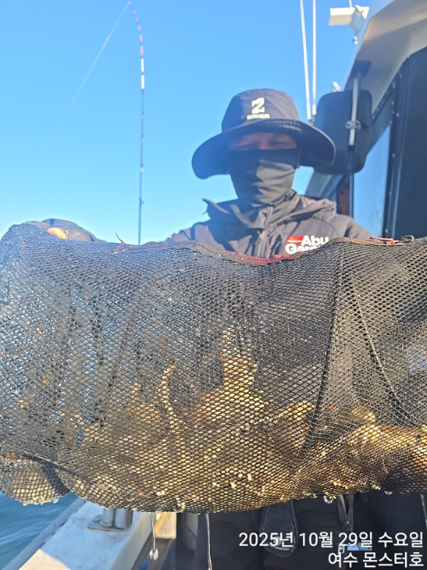 BandPhoto_2025_10_29_18_42_59 (1).jpg