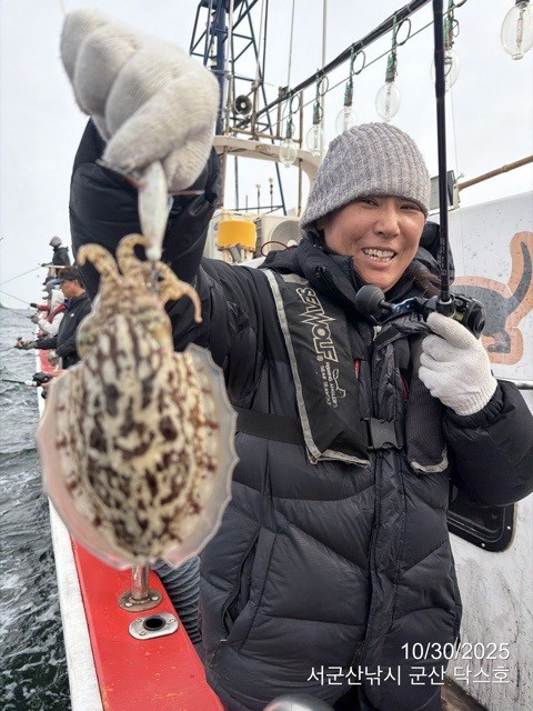 군산 선상낚시, 바다낚시 출조 전문 ☆서군산낚시☆_사진_20251030_12.jpg