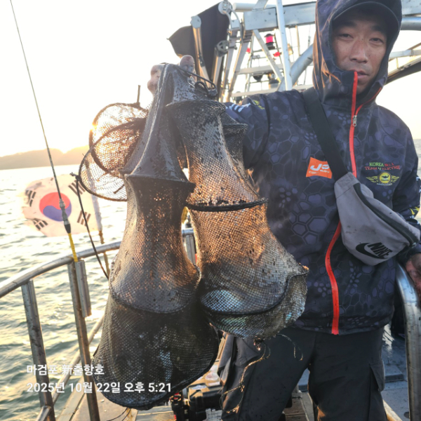 ꫛꫀꪝ✧‧˚ 태안 마검포 新출항호 .• _˚☀₊_사진_20251022_2.jpg