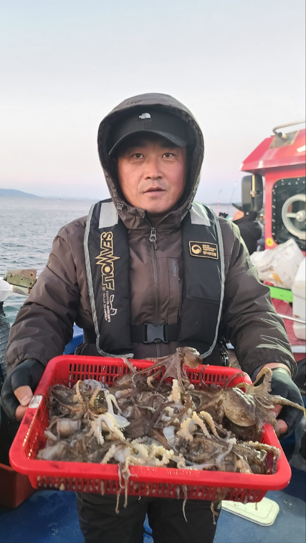 오천항 가즈아호_사진_20251126_7.jpg