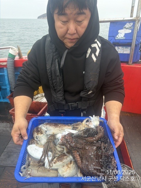 군산 선상낚시, 바다낚시 출조 전문 ☆서군산낚시☆_사진_20251108_6.jpg
