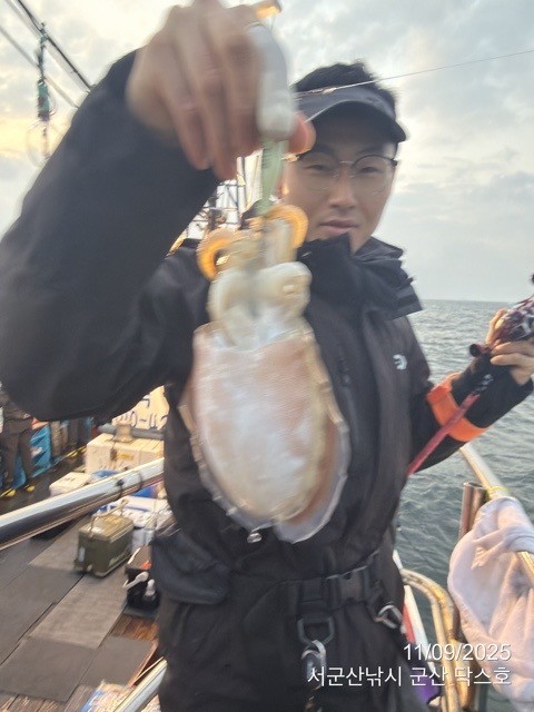 군산 선상낚시, 바다낚시 출조 전문 ☆서군산낚시☆_사진_20251109_11.jpg