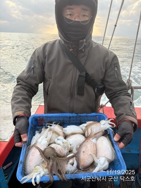 군산 선상낚시, 바다낚시 출조 전문 ☆서군산낚시☆_사진_20251119_4.jpg