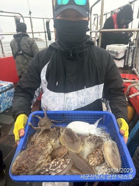 군산 선상낚시, 바다낚시 출조 전문 ☆서군산낚시☆_사진_20251108_5.jpg