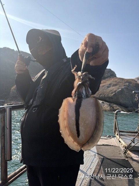 군산 선상낚시, 바다낚시 출조 전문 ☆서군산낚시☆_사진_20251122_14.jpg