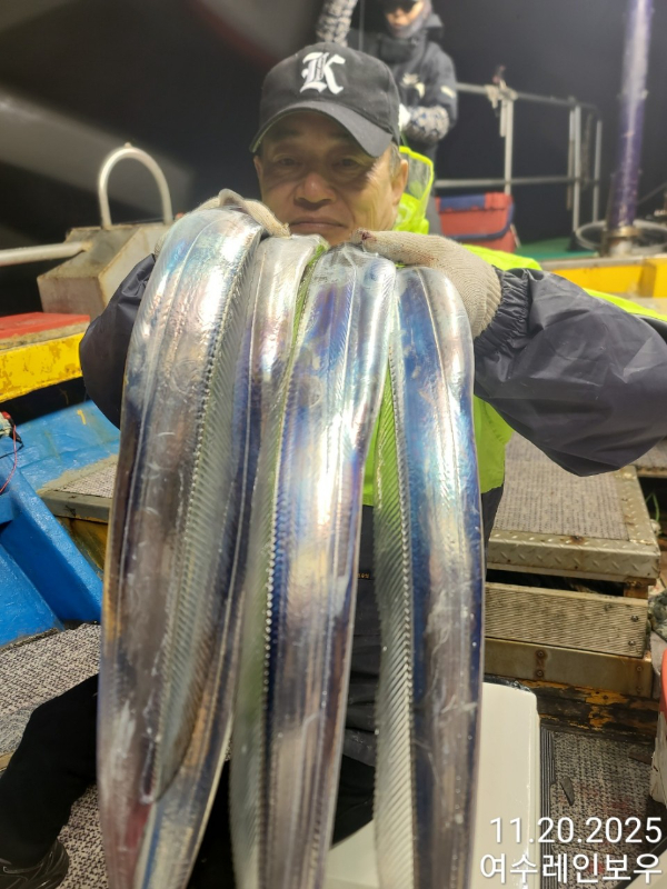 ♡여수레인보우♡갈치_열기_한치_갑오징어__사진_20251120_7.jpg