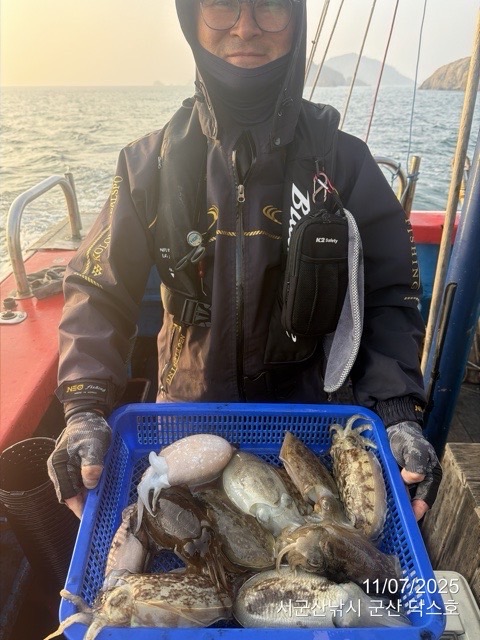 군산 선상낚시, 바다낚시 출조 전문 ☆서군산낚시☆_사진_20251107_6.jpg