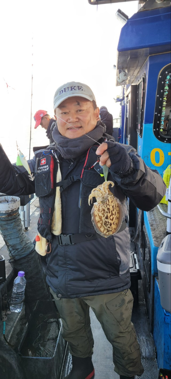 예지퀸호 농어외수질&어초낚시 경기인천권_사진_20251112_4.jpg