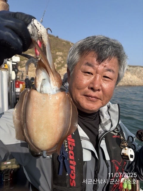 군산 선상낚시, 바다낚시 출조 전문 ☆서군산낚시☆_사진_20251107_10.jpg