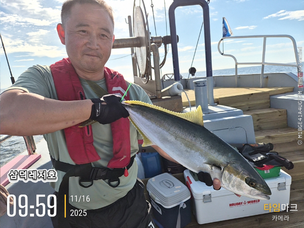 2025-11-16 09.59.48_.jpg