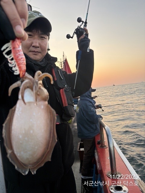 군산 선상낚시, 바다낚시 출조 전문 ☆서군산낚시☆_사진_20251122_9.jpg