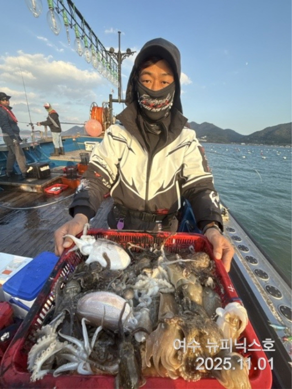 11월1일왕갑오징어 (8).jpg