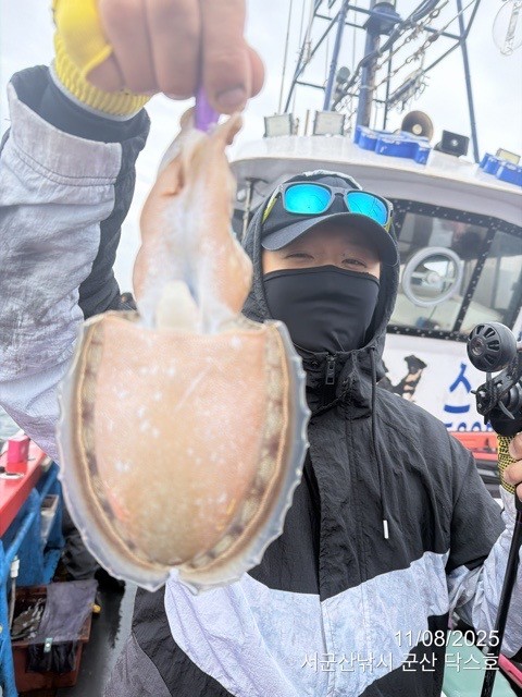 군산 선상낚시, 바다낚시 출조 전문 ☆서군산낚시☆_사진_20251108_9.jpg
