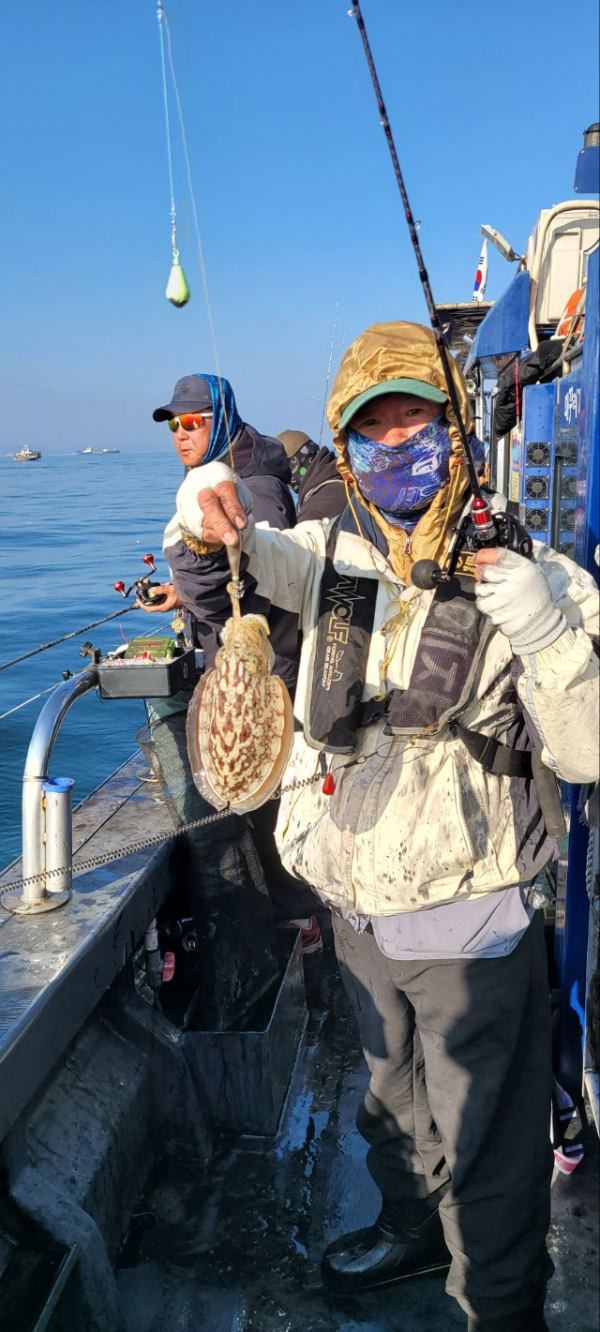 예지퀸호 농어외수질&어초낚시 경기인천권_사진_20251112_7.jpg