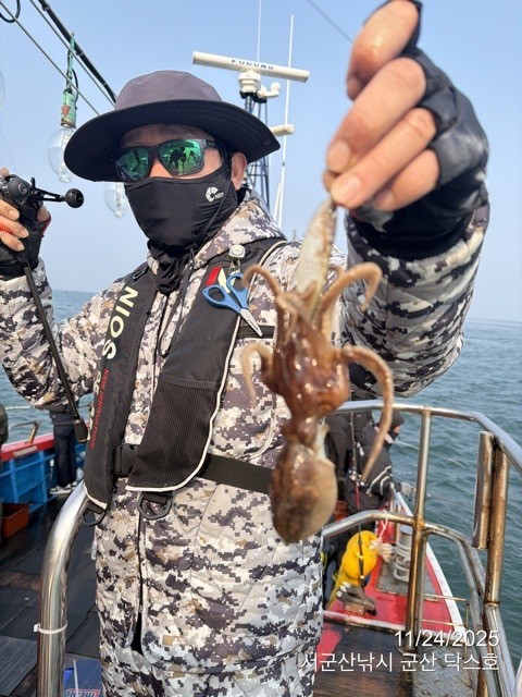 군산 선상낚시, 바다낚시 출조 전문 ☆서군산낚시☆_사진_20251124_13.jpg