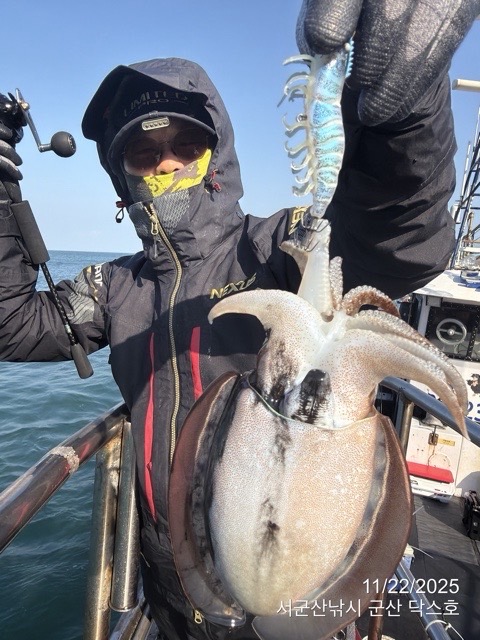 군산 선상낚시, 바다낚시 출조 전문 ☆서군산낚시☆_사진_20251122_12.jpg