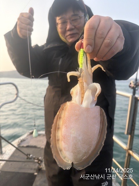 군산 선상낚시, 바다낚시 출조 전문 ☆서군산낚시☆_사진_20251124_5.jpg