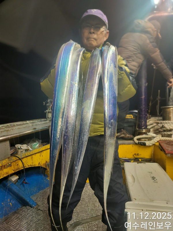 ♡여수레인보우♡갈치_열기_한치_갑오징어__사진_20251112_7.jpg