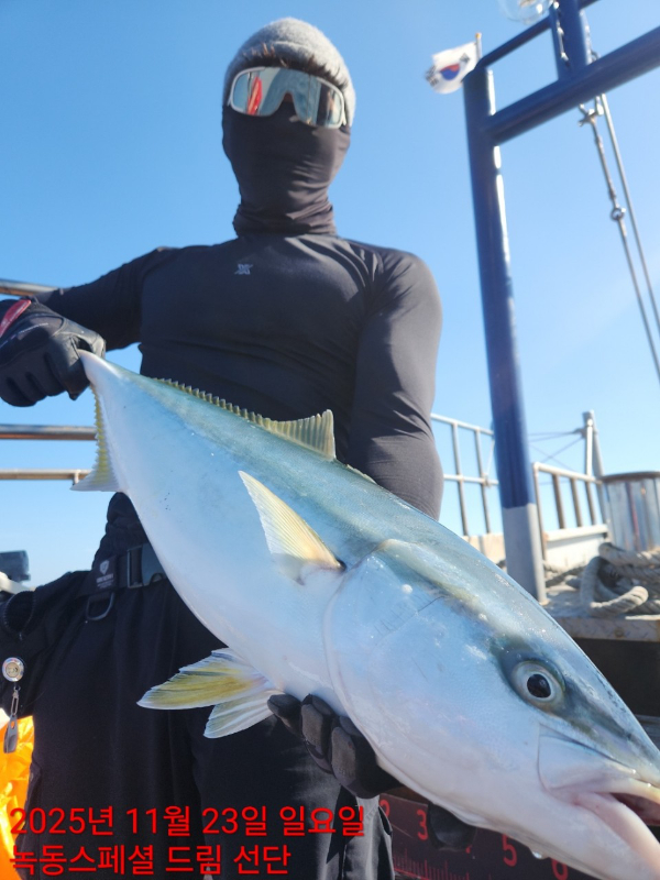 쎄븐피싱클럽(선상 버스출조전문)_사진_20251124_5.jpg