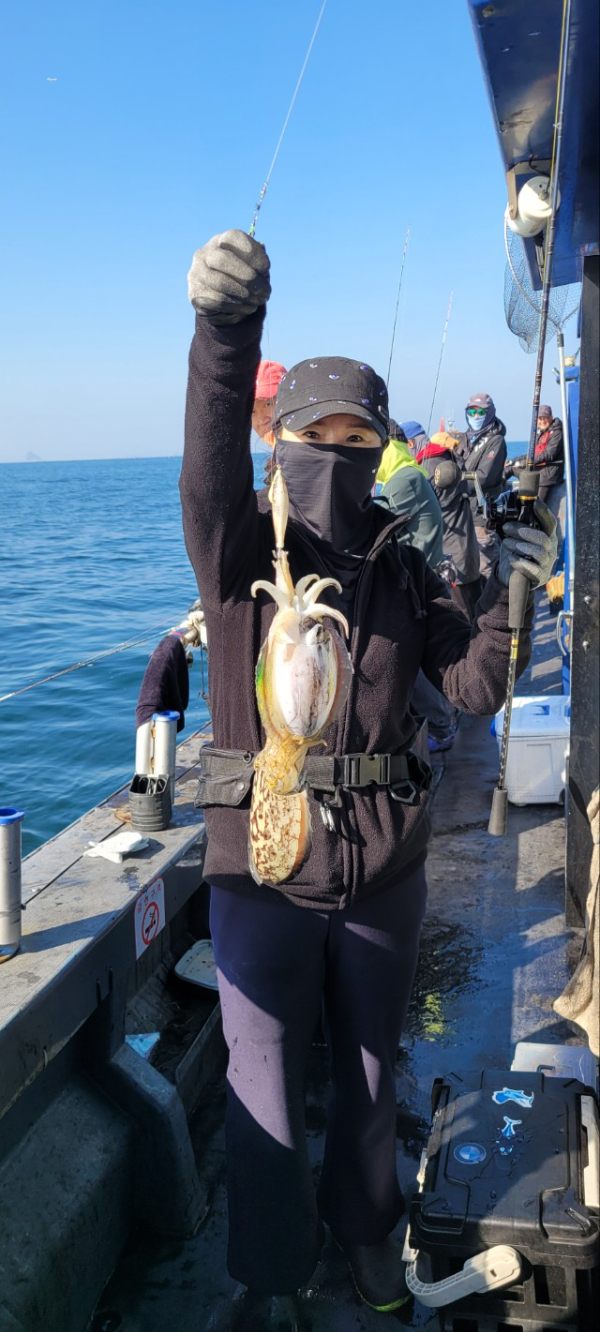 예지퀸호 농어외수질&어초낚시 경기인천권_사진_20251112_2.jpg