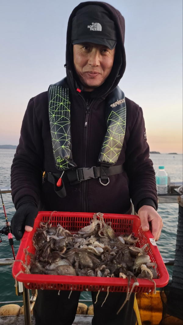 오천항 가즈아호_사진_20251126_6.jpg