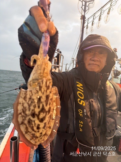 군산 선상낚시, 바다낚시 출조 전문 ☆서군산낚시☆_사진_20251109_10.jpg