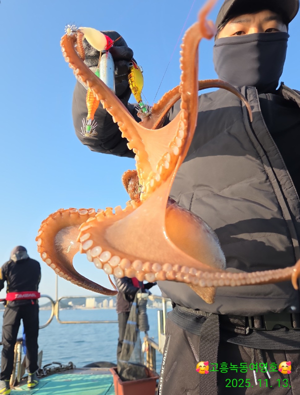 쎄븐피싱클럽(선상 버스출조전문)_사진_20251114_15.jpg