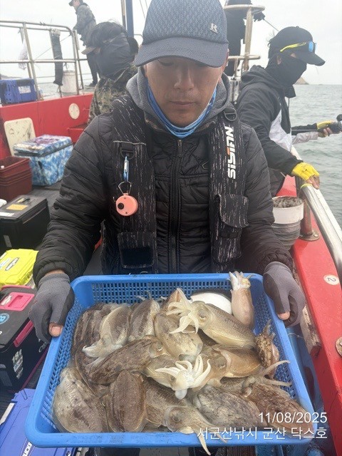 군산 선상낚시, 바다낚시 출조 전문 ☆서군산낚시☆_사진_20251108_3.jpg