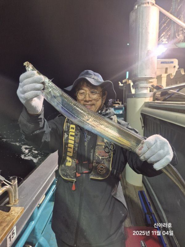 바다꾼낚시(신아라호)_사진_20251105_1.jpg