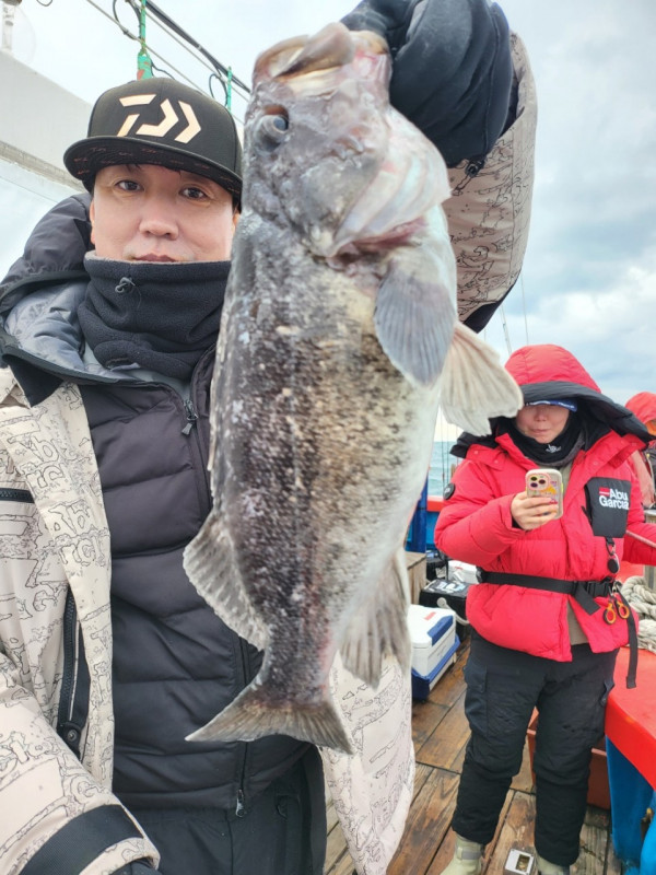 군산 선상낚시, 바다낚시 출조 전문 ☆서군산낚시☆_사진_20251228_11.jpg