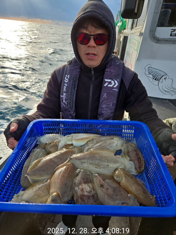 제주선상낚시피닉스호_사진_20251228_8.jpg