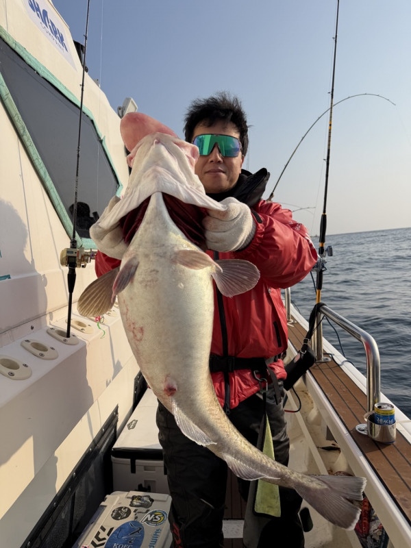 #에이스호#울진 #왕돌초 #빅게임 #왕대구 #대왕문어 #무늬오징어 #대광어 #볼락_사진_20251207_8.jpg