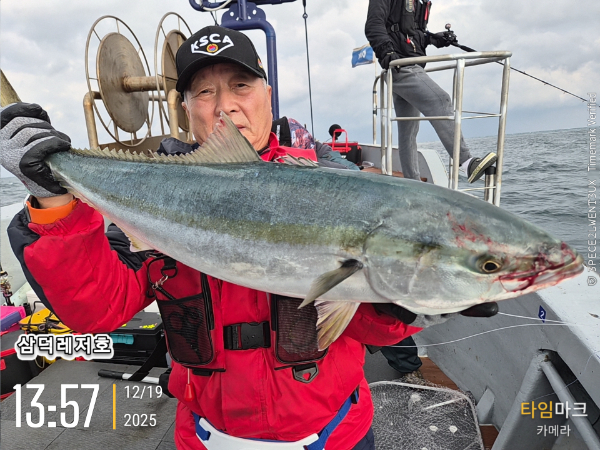 2025-12-19 13.57.39_.jpg