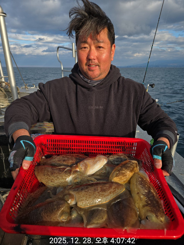 제주선상낚시피닉스호_사진_20251228_7.jpg