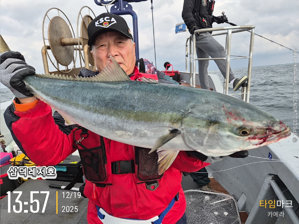 2025-12-19 13.57.39_.jpg