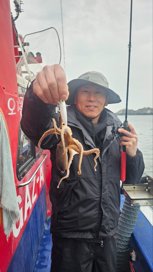 오천항 가즈아호_사진_20260330_5.jpg