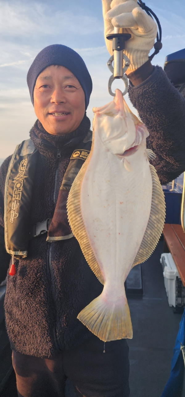 예지퀸호 농어외수질&어초낚시 경기인천권_사진_20260429_11.jpg