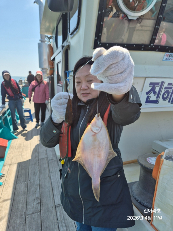 바다꾼낚시(신아라호)_사진_20260412_3.jpg