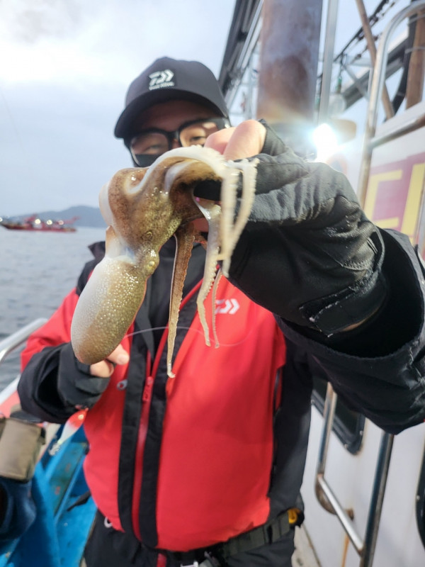군산 선상낚시, 바다낚시 출조 전문 ☆서군산낚시☆_사진_20260411_15.jpg