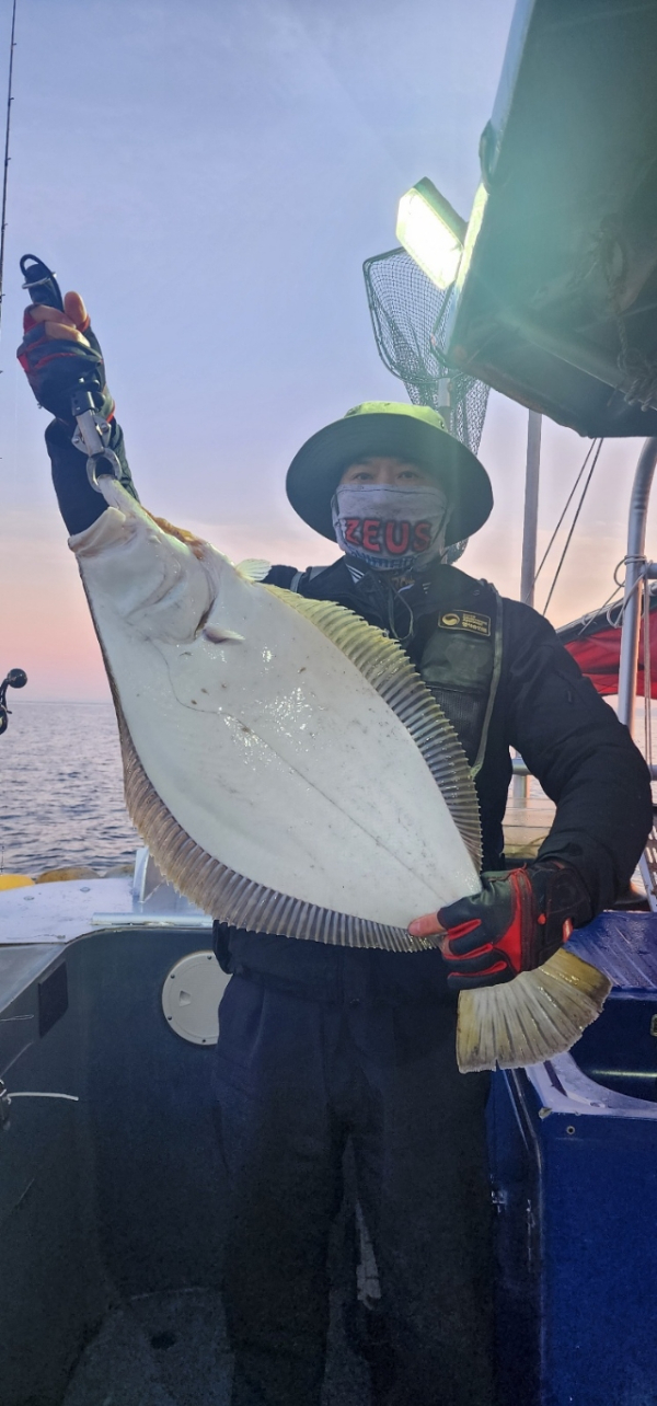 예지퀸호 농어외수질&어초낚시 경기인천권_사진_20260429_1.jpg