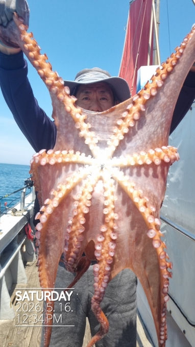 [크기변환]공현진낚시마트(돌핀호)_사진_20260516_3.jpg